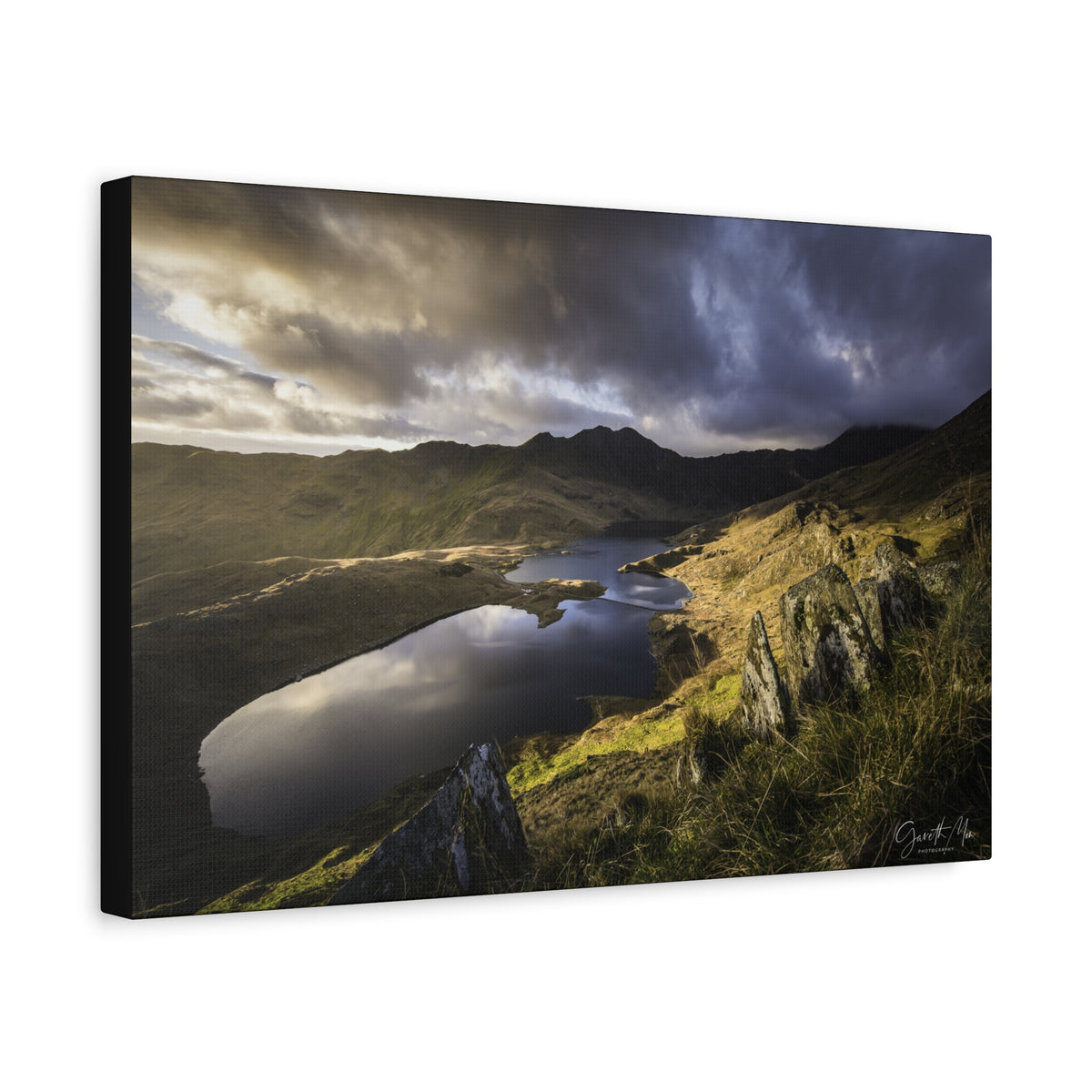 Llyn Llydaw, Eryri in January by Photographer Gareth Mon Jones