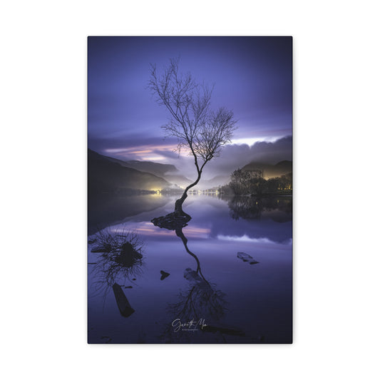 Llyn Padarn Twilight Reflections by Photographer Gareth Mon Jones
